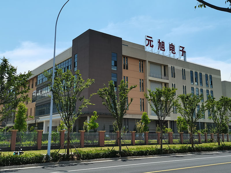 南京萨特科技旗下全资子公司安徽元旭采购我司一台八温区红杏APP污用于贴片保险丝，贴片电阻测试SMT焊接缺陷